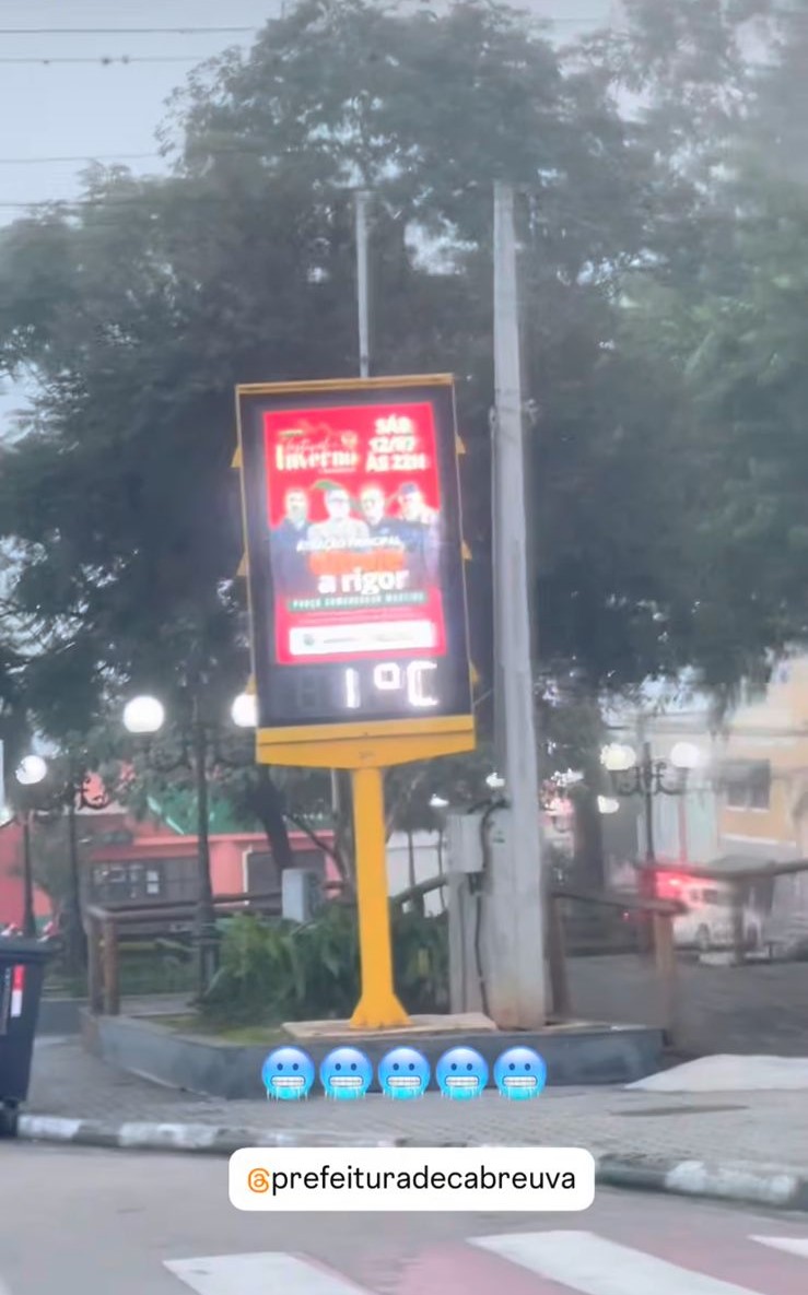 Termômetro do centro de Cabreúva marcando 1ºC