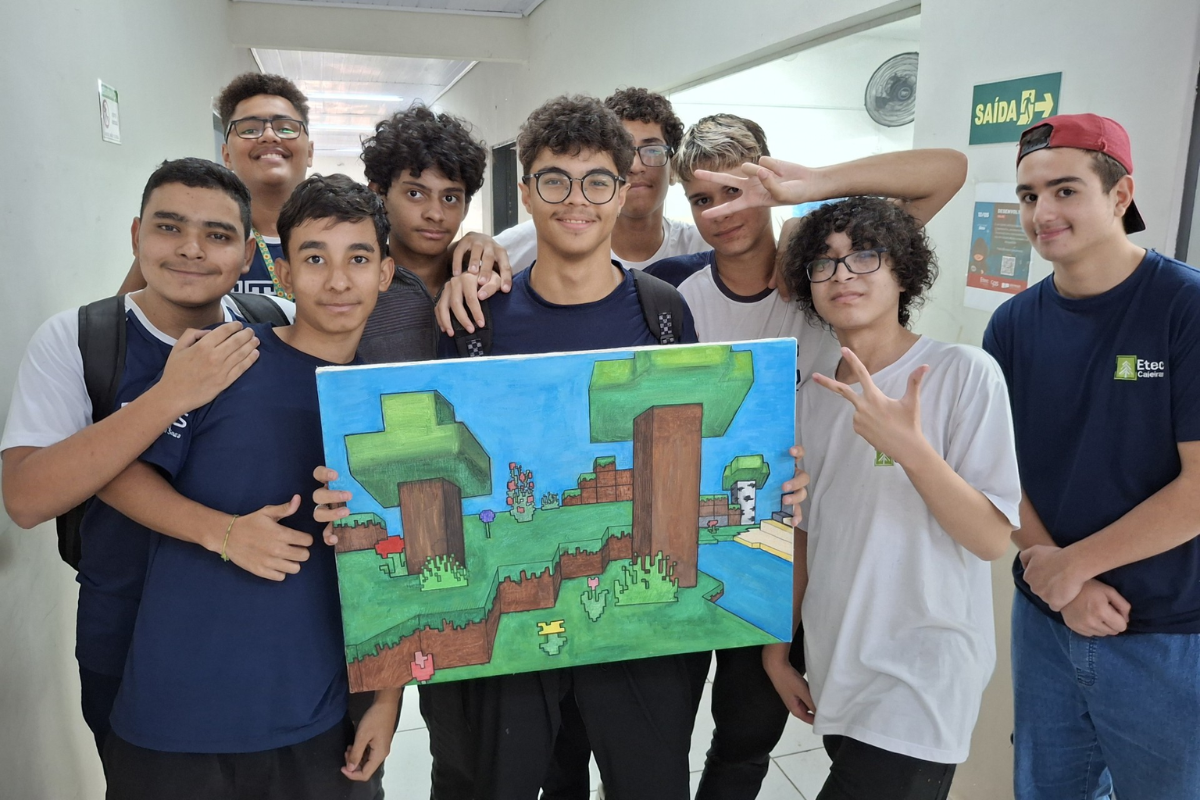 Etec de Caieiras realiza 1º Salão de Artes Estudantil com leilão de obras dos alunos