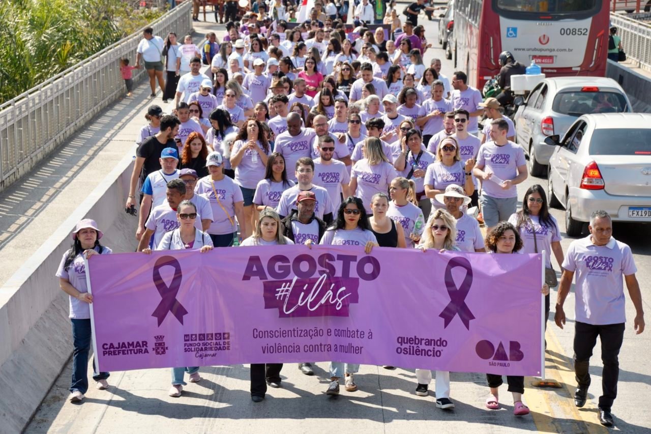 Cajamar realiza Caminhada Agosto Lilás em defesa das mulheres