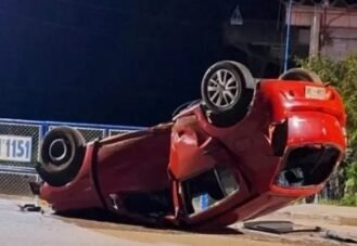 Motorista capota veículo após suposta tentativa de fuga da GCM