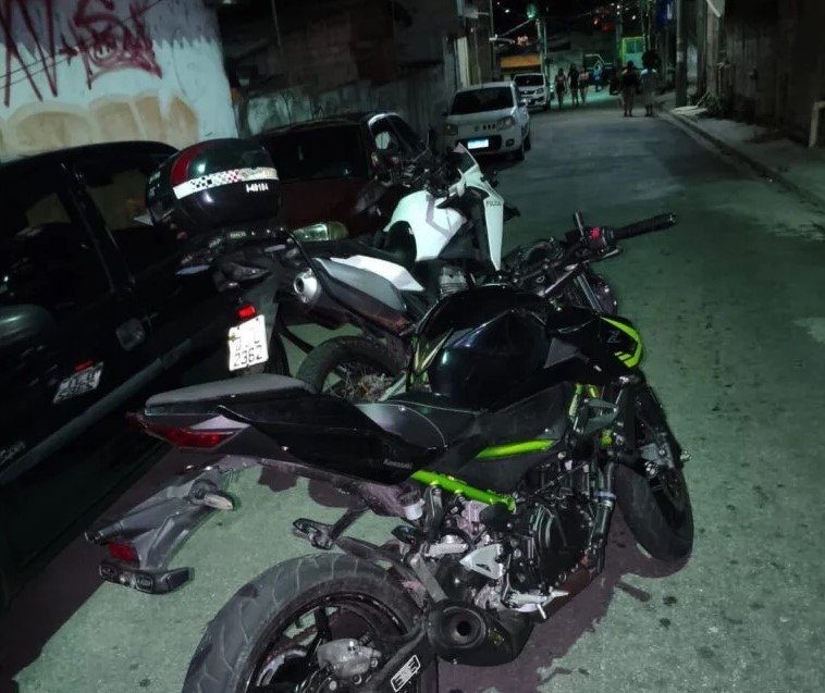 Polícia Militar recupera moto Kawasaki roubada em Várzea Paulista