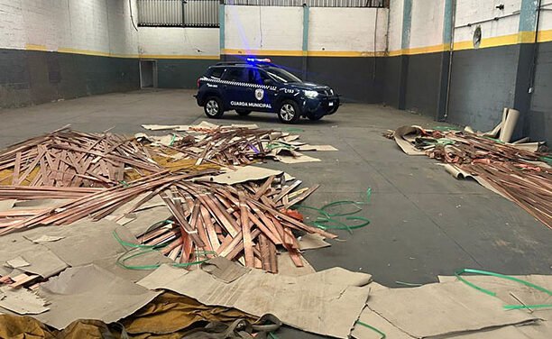 Motorista sequestrado é libertado em Cajamar após roubo de carga avaliada em R$ 1 milhão