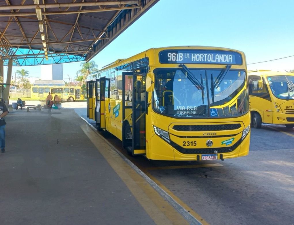 Homem é preso por importunação sexual contra adolescente em ônibus de Jundiaí